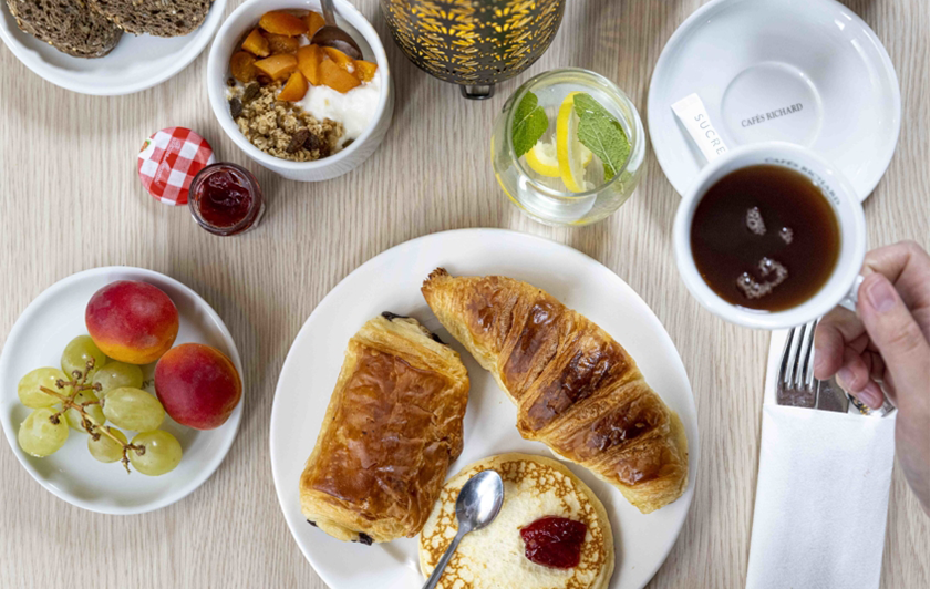 Dormir avec les animaux - Parrot World - Petit-déjeuner