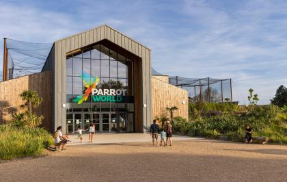 Parrot World - Acceuil Parc 1 ©Ronan ROCHER