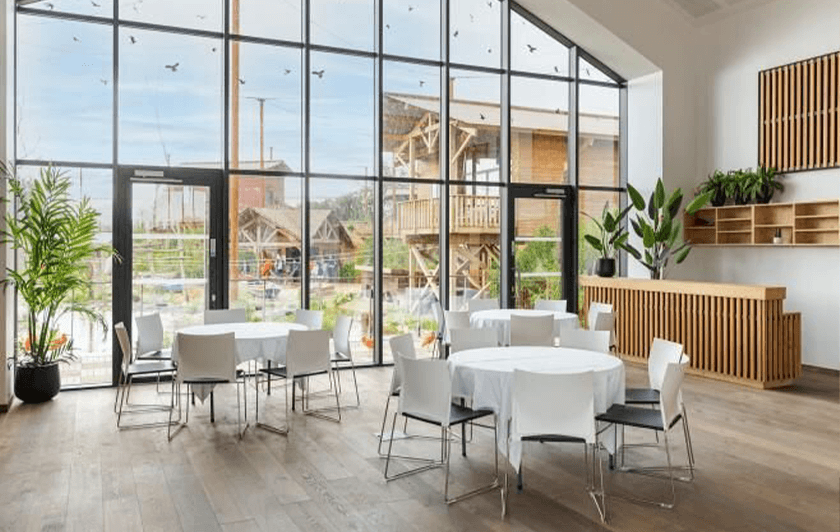 Salle Amazone de Parrot World, lieu de séminaire et d'événement d'entreprise insolite en Île-de-France proche de Paris
