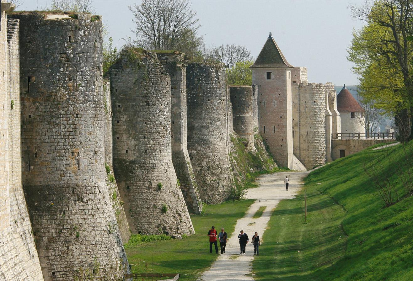 Provins, mittelalterliche UNESCO-Stadt — Sehenswürdigkeit in der Seine-et-Marne nahe Disneyland Paris