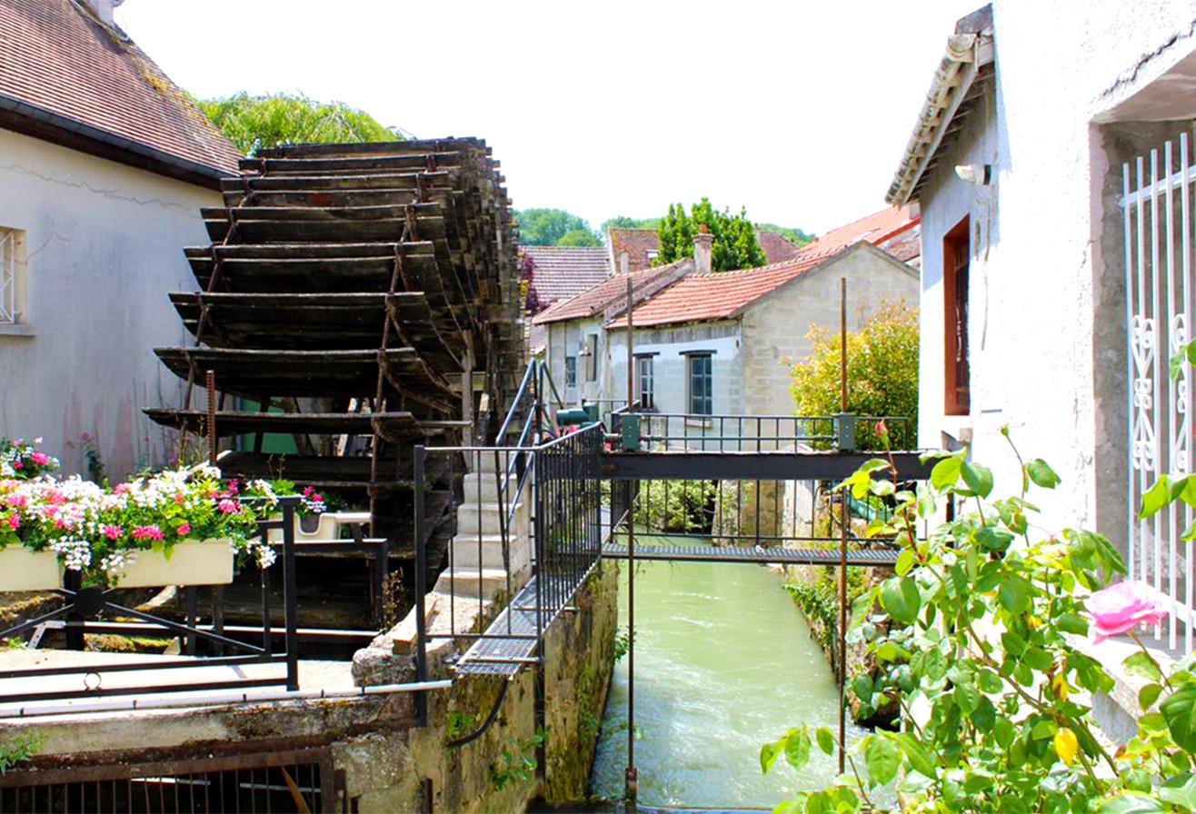 Crécy-la-Chapelle, das « Venedig der Brie » — malerisches Dorf mit Kanälen rund um Disneyland Paris