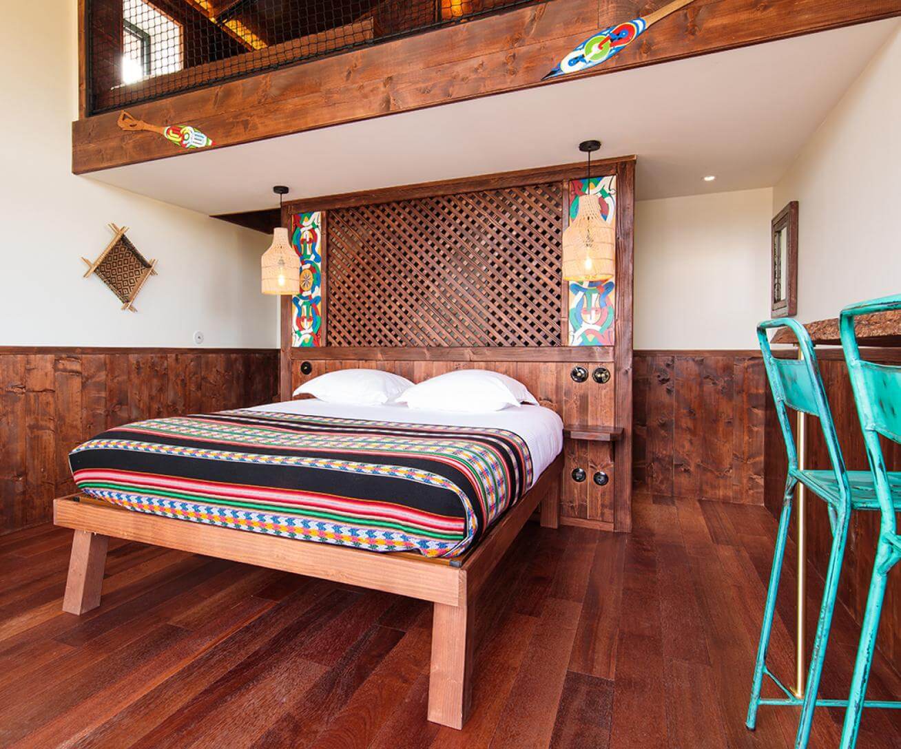 lodge village parrot world