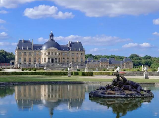 Castello di Vaux-le-Vicomte e i suoi giardini alla francese, a 43 minuti da Disneyland Paris