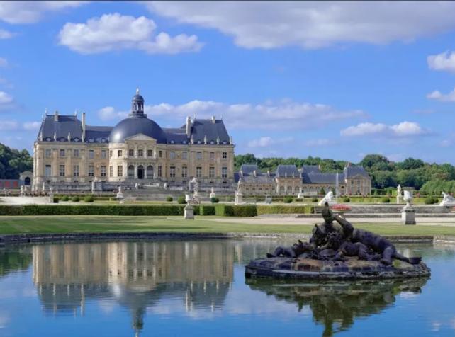 Château de Vaux-le-Vicomte - Historic French castle near Disneyland Paris