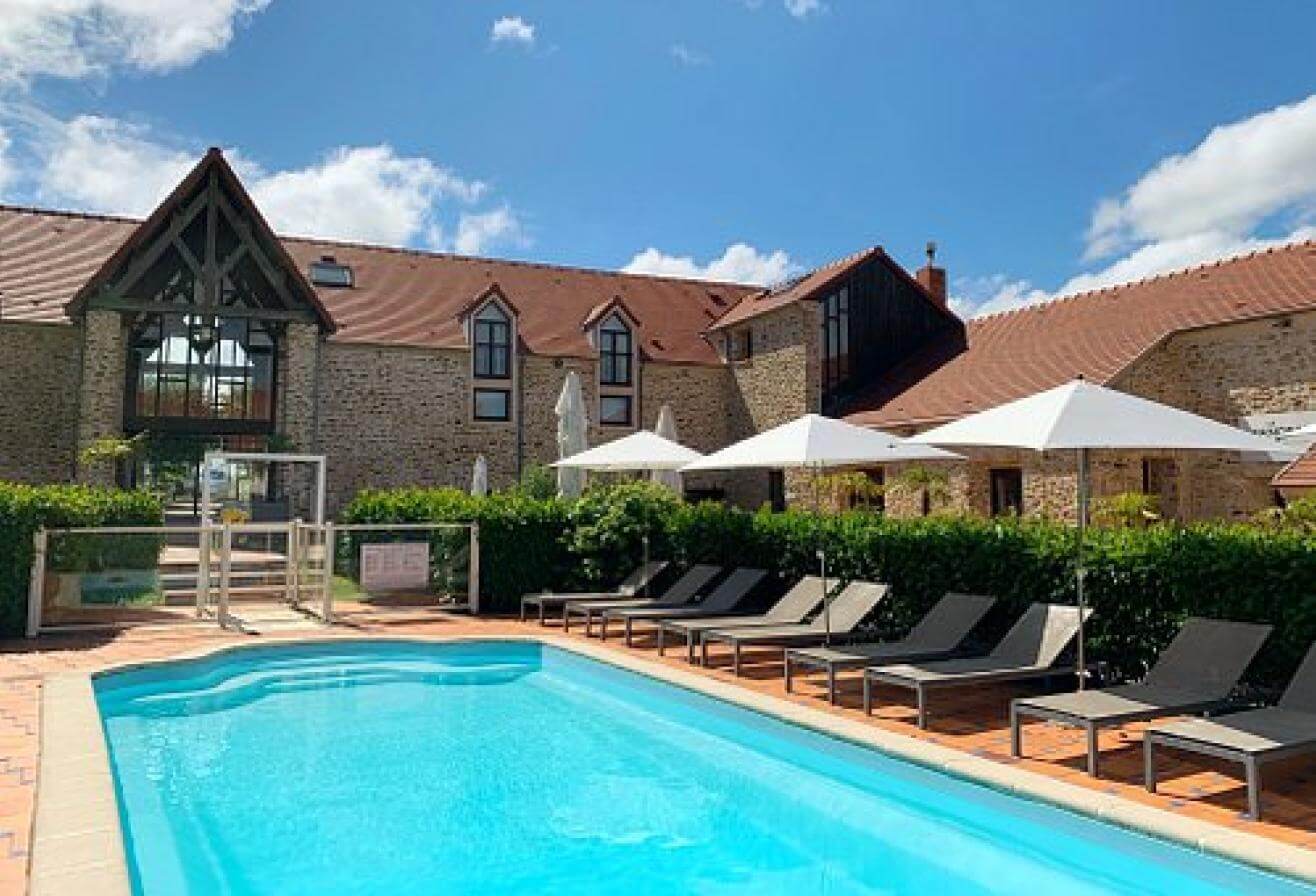Domaine de Crécy, hôtel de séminaire avec piscine et golf à 200 m de Parrot World - Paris, Île-de-France