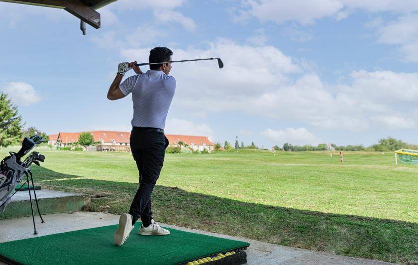 Crécy Golf Club - Initiation golf et Practice - Proche de Parrot World - Que faire pour le pont de l'Ascension 2026 en Île-de-France